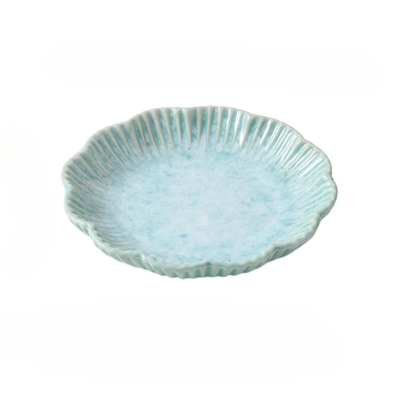 Ceramic scalloped petal dish